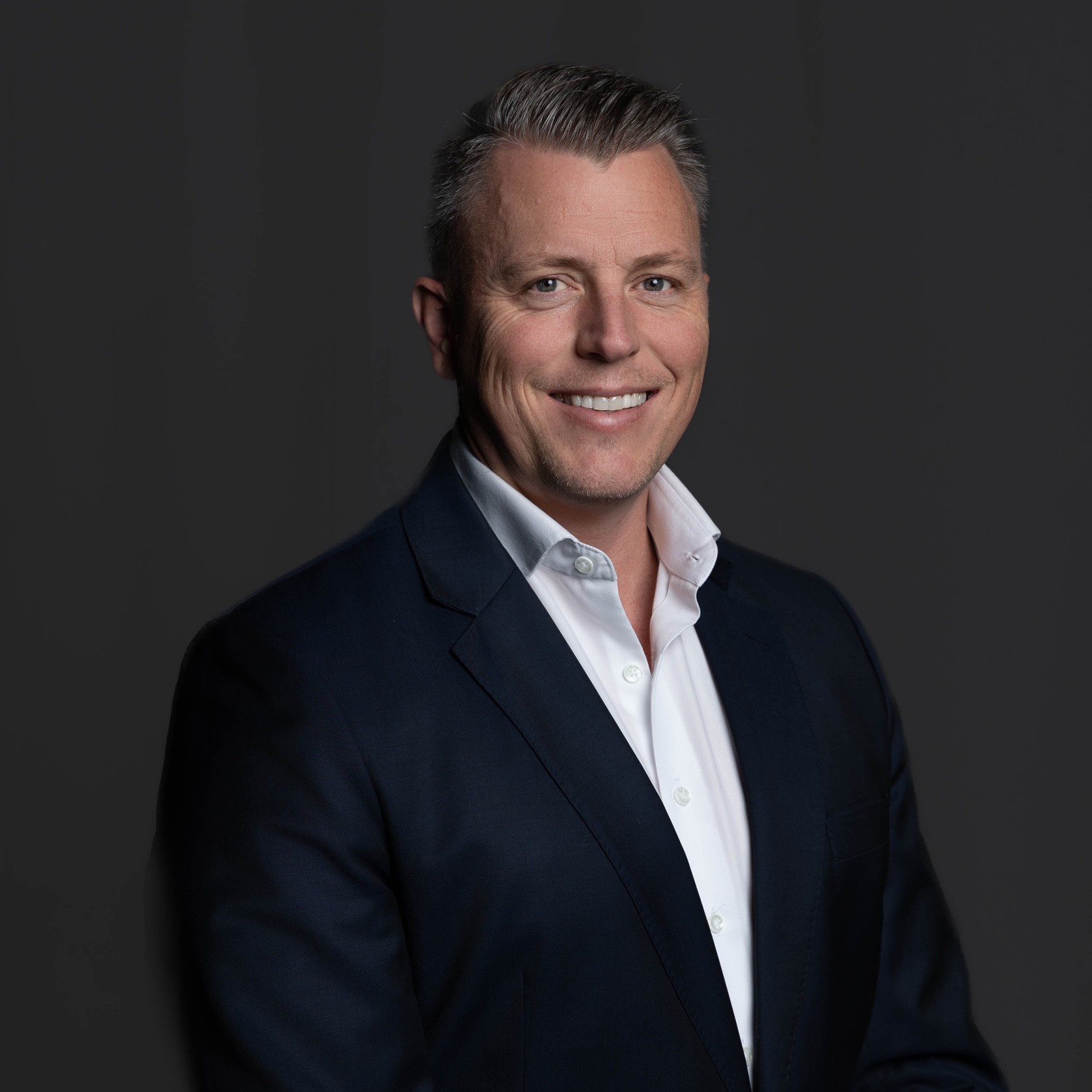Thomas Willard : Adm.direktør/CEO