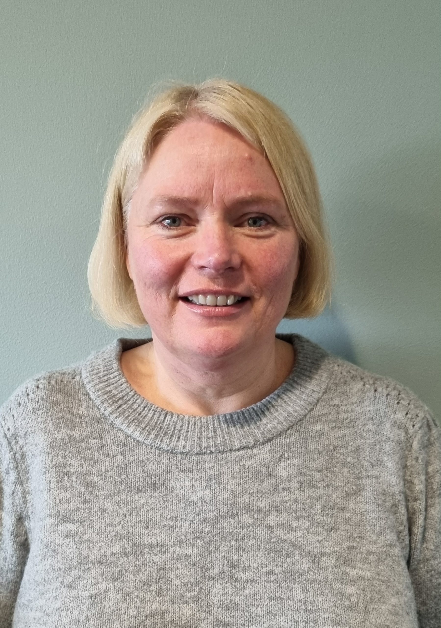 Elin scaled Elin Skikstad Ottesen : Økonomicontroller