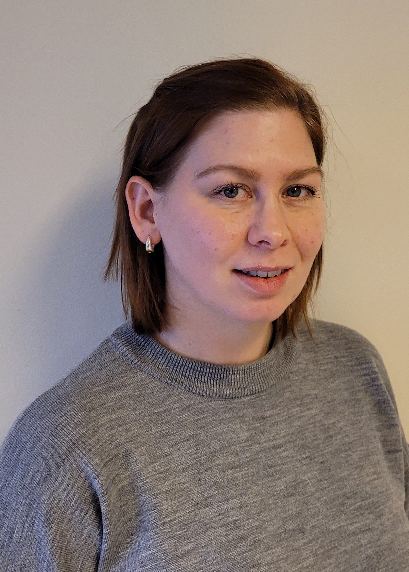 Mirielle Renate Myrvang 1 3 Mirielle Renate Myrvang : Trafikkleder